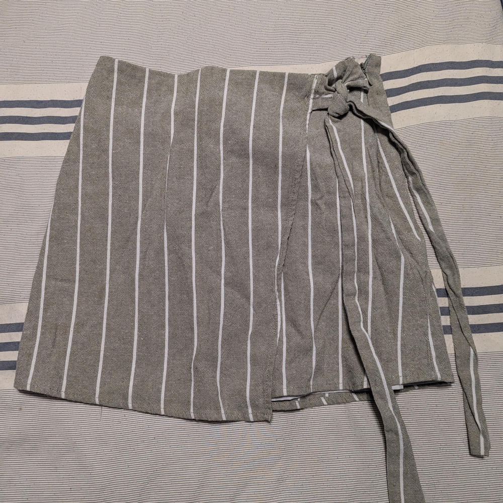 Forever 21 Olive and White Striped Skirt